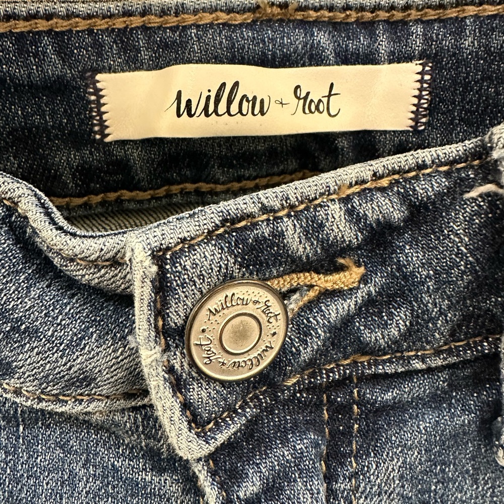 Willow & Root The Cropped Everyday Stretch Jean - Picture 4 of 9